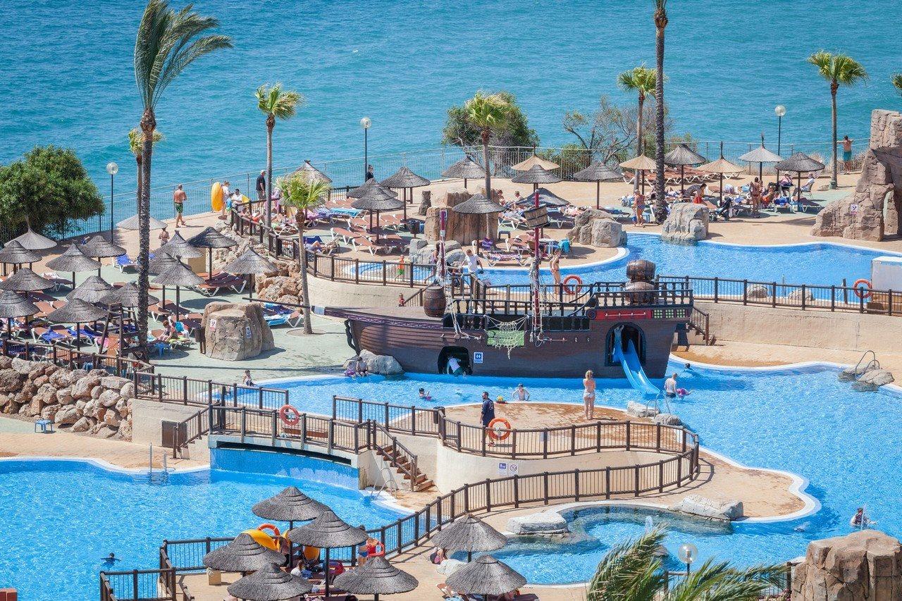 Holiday World Resort Benalmádena Kültér fotó