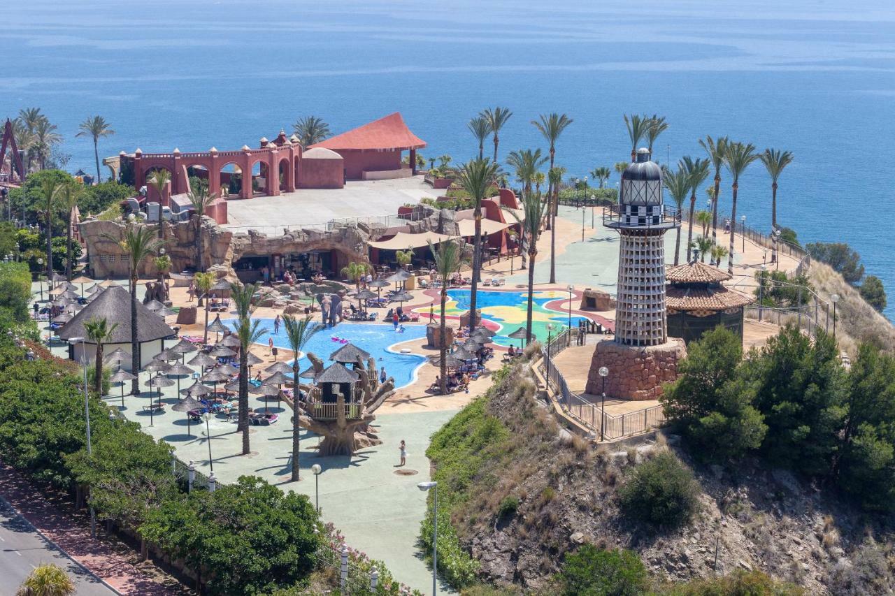 Holiday World Resort Benalmádena Kültér fotó